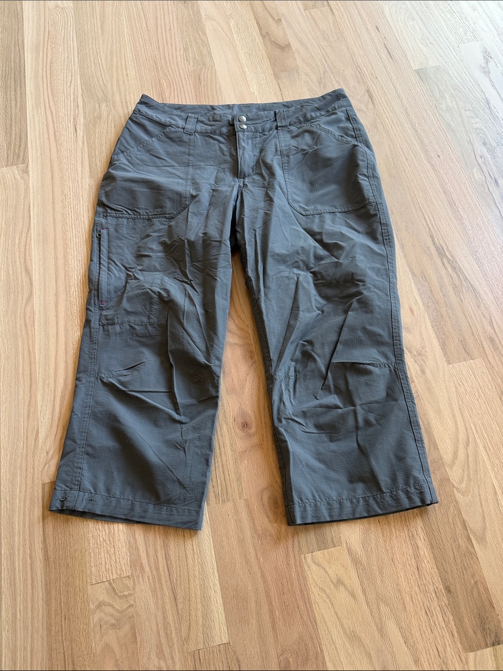 PATAGONIA Women's Dark Gray Active Capri Pants, Size 12